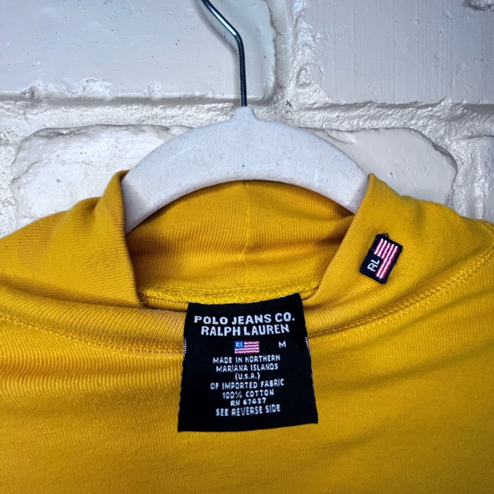Medium Vintage Mustard Yellow Ralph Lauren Turtle Neck